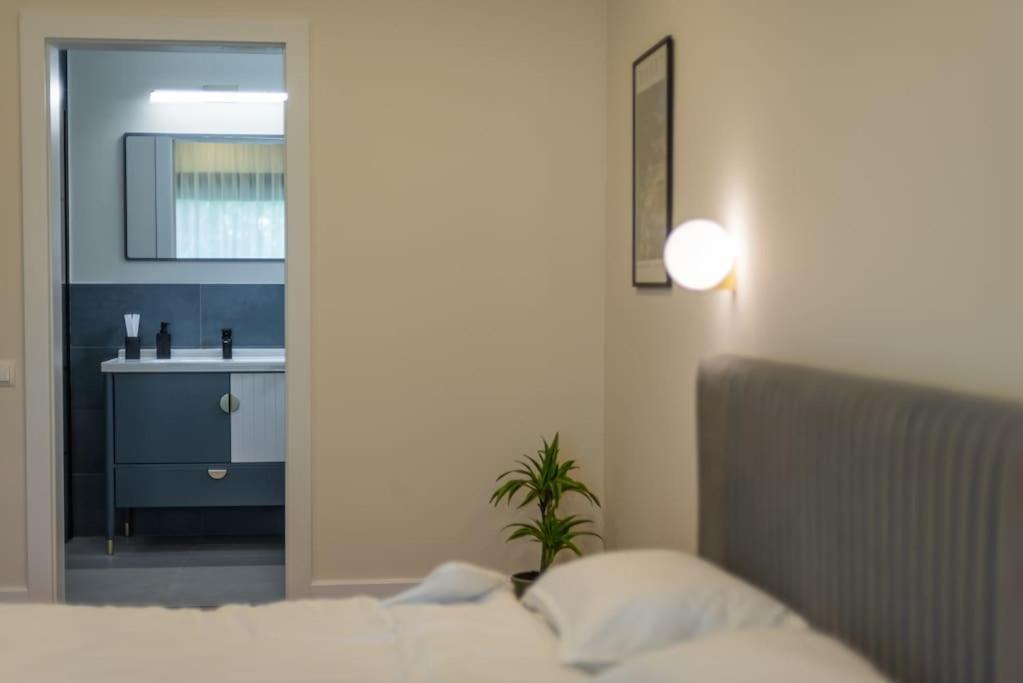 Fabrica Apartments 11 คลูจ-นาโปกา ภายนอก รูปภาพ